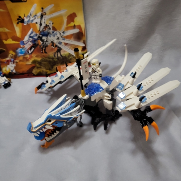 LEGO Ninjago 2260: Ice Dragon Attack - Picture 4 of 6